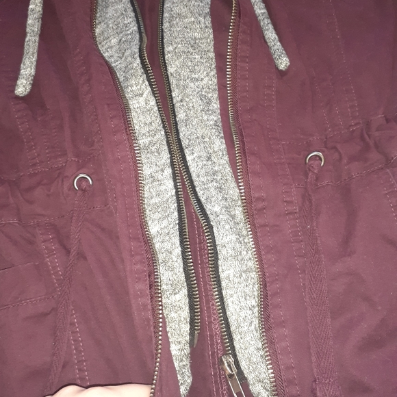 Love Tree Small BURGUNDY Jacket - Picture 6 of 8